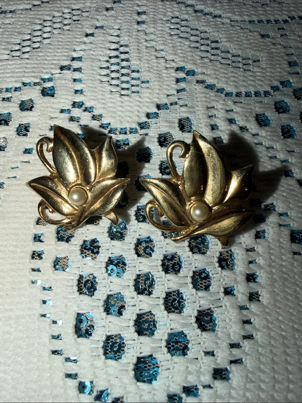 Gold leaf Pearl Accent Clip-On Earrings